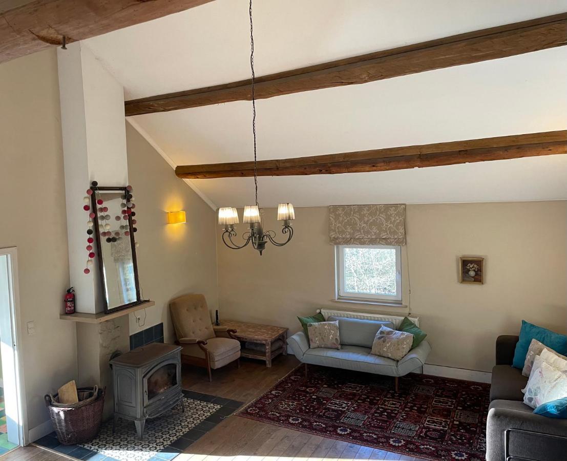 La Bruyere Du Coq Stables Guest House Sart-Dames-Avelines Exterior photo